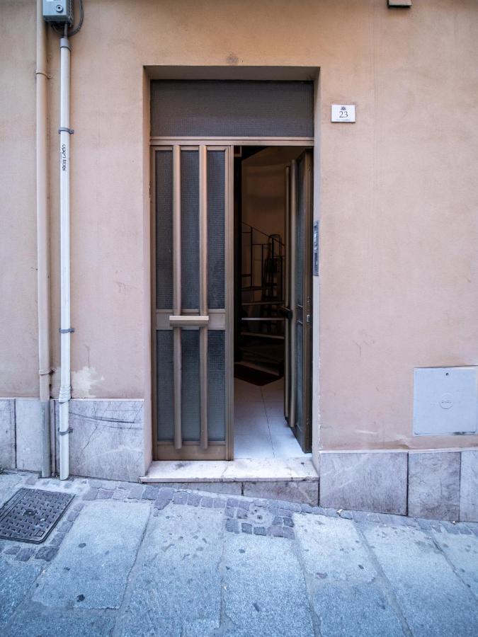 Apartmán Little Diamond - City Centre Cagliari Exteriér fotografie